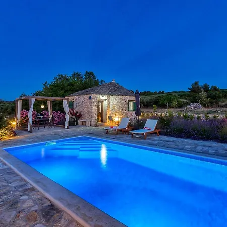 Holiday home Magisches Inselheim Mirca (Brac)